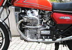 Zum vergrern klicken  Sturzbgel CX500